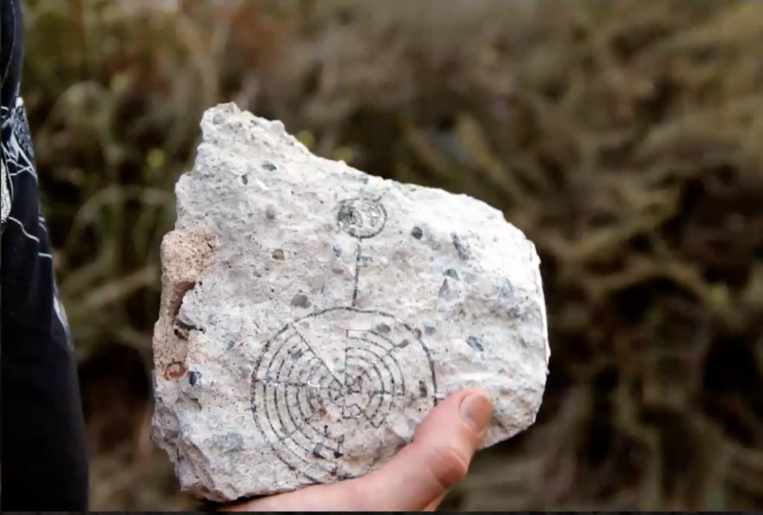 Charla con artistas – Leslie García