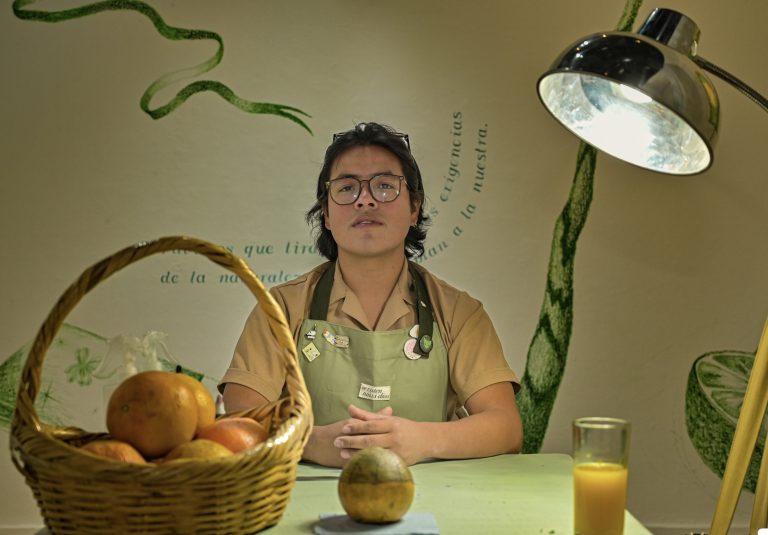 Oscar Cortes. En casa había un árbol de toronja